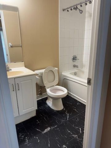 For Lease - 8 Rean Drive Unit# 1807, Toronto, Ontario - Photo 2