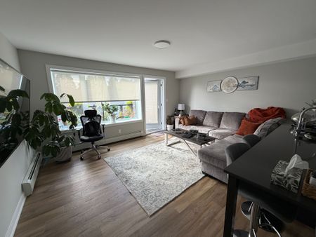 For Lease - 1305 Summerville Avenue Unit# 104, Carlington - Central Park, Ontario - Photo 5