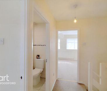 3 bedroom end of terrace house to rent - Photo 1