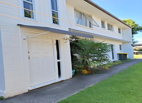 2-Bedroom Unit in Sought-After Hamilton East - Photo 1