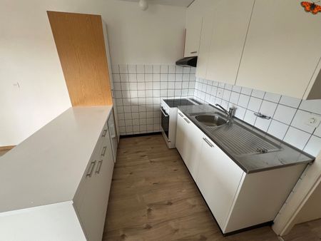 4 ½ PIÈCES RENOVE - Avec balcon ! - Photo 4