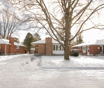 For Lease - 2366 Cheshire Road, Parkway Park - Queensway Terrace S ... - Photo 2