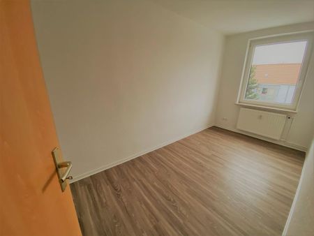 Modernisierte Wohnung in grüner und äußerst familiengerechter Umgebung - Photo 4