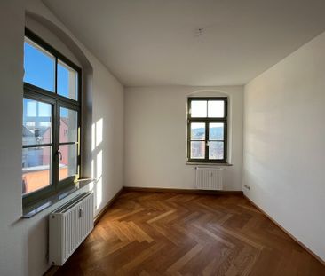 ** Helle 2 Zimmer Wohnung im Zentrum Oelsnitz -2. OG -frz. Balkon -... - Foto 1