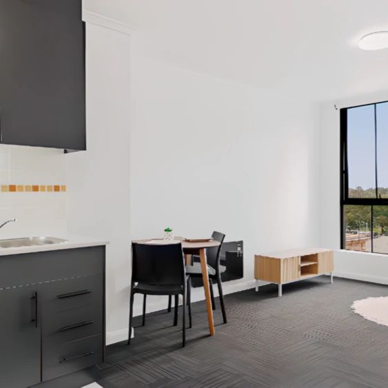 One Bedroom loft - Photo 1