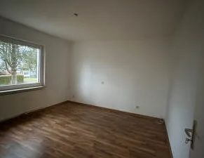 Praktisch geschnittene 3-ZimmerWohnung mit Balkon - Photo 1