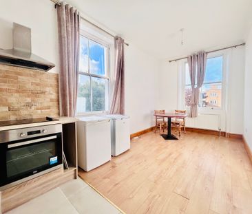 Wellington Road, Brighton - Photo 4