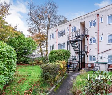 2 bedroom apartment to rent Ashley Road, Poole, Dorset, BH14 - Photo 2