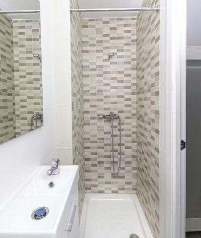 Carrer de Vila i Vilà, Barcelona, Catalonia 08004 - Foto 5