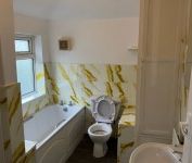 3 bed Semi-Detached - To Let - Photo 5