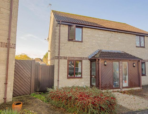 2 bedroom semi-detached house to rent - Photo 1