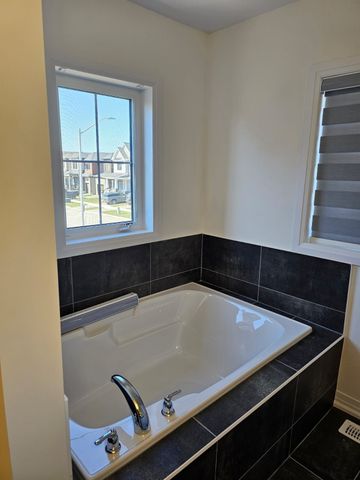 For Lease - 351 Barker Parkway, Thorold, Ontario - Photo 5