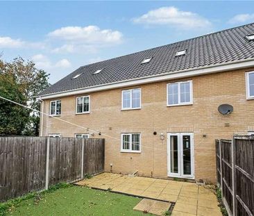 Wellesley Close, Poringland, Norwich, Norfolk, NR14 - Photo 1