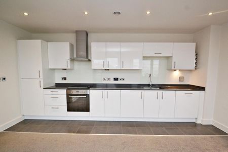 2 bedroom flat to rent - Photo 5