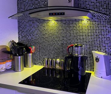 Tvillingarnas gata, Haninge - Photo 1