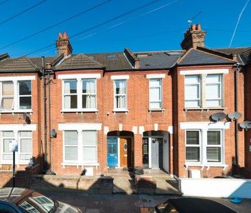 6 bedroom flat to rent - Photo 1