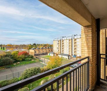 2 bedroom flat to rent - Photo 4