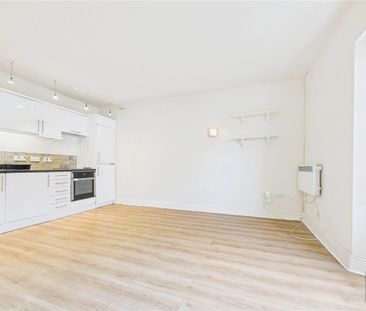 Flat 4 Kingsley House, 139-141 Cotham Brow, Bristol, BS6 - Photo 4