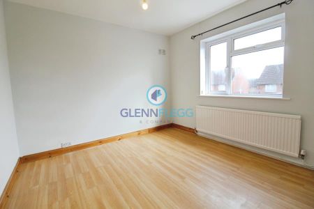 2 bedroom maisonette to rent - Photo 4