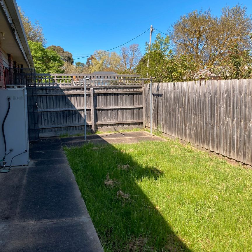 2/80 Beauchamp Street, Kyneton - Photo 1