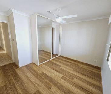 $750/w Spacious 3x2 Home - Photo 6