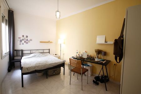 Carrer del Cinca, Barcelona, Catalonia 08030 - Photo 5