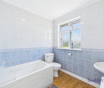 1 bedroom in a house share to rent - Photo 5