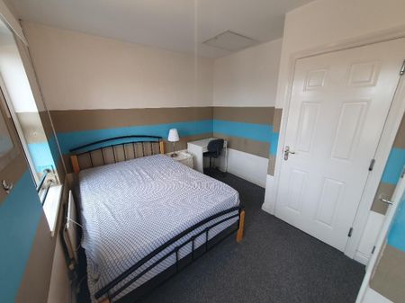 Pendennis Park,, Staple Hill, Bristol - Photo 4