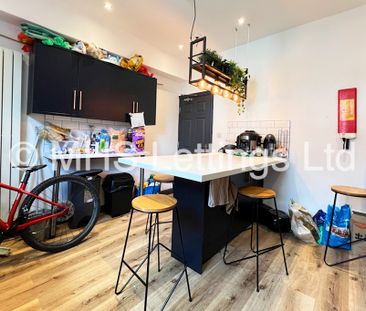 5 Bedroom Mid Terraced House for rent in Ashville Avenue - Photo 1