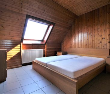 Leuk dakappartement met 1 slaapkamer en autostaanplaats - Photo 6