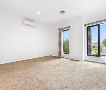 1/17 Ingleside Crescent, Glen Waverley - Photo 1