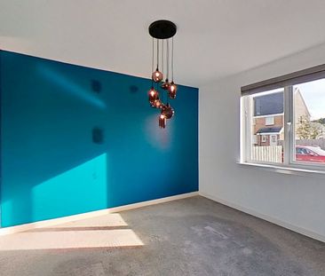 4 bedroom semi-detached house to rent - Photo 1