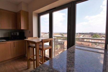 2 bedroom flat to rent - Photo 4