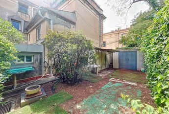 Casa señorial junto a la Clínica Teknon, Barcelona