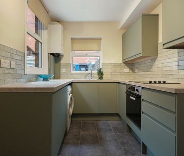 Gorgeous 4 bedroom property - Photo 4