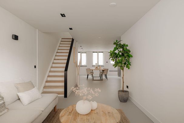 Te huur: Appartement Van Oldenbarneveldtstraat in Amsterdam - Photo 1