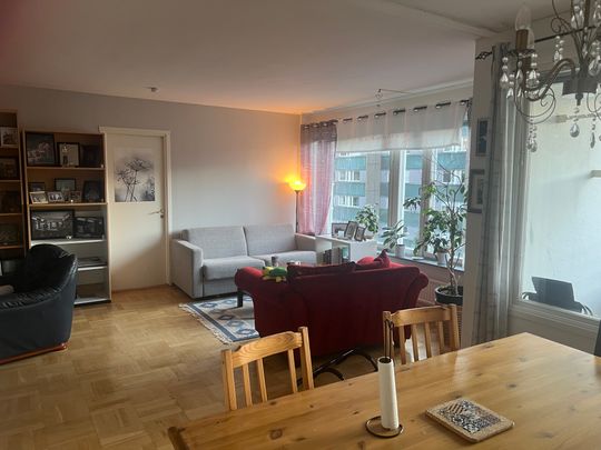 Prästgårdsängen, Göteborg - Photo 1