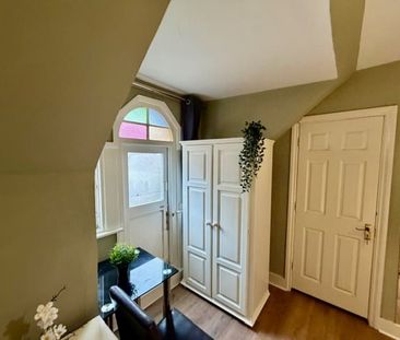 Room in a Shared House, Chiswick High Road, W4 - Photo 5