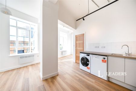 1 bedroom apartment to rent Commercial Road, Portsmouth, Hampshire, PO1 - Photo 3