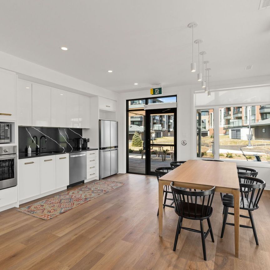 For Lease - 520 PIMIWIDON Street Unit# 102, Manor Park - Cardinal Glen and Area, Ontario - Photo 1