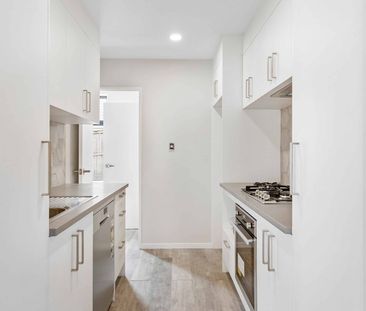 Mangere living! - Photo 3