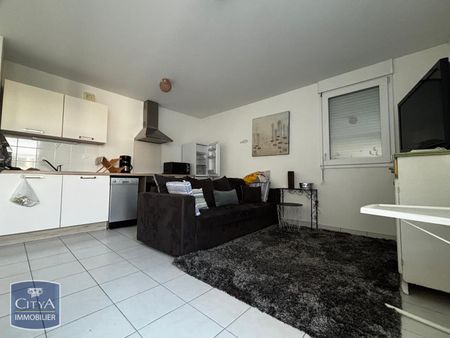 Location Appartement 2 pièces 43m² ST NAZAIRE 44600 - Photo 2