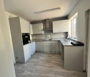 Wharton Road, Winsford - Photo 5