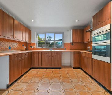 5 bedroom detached house to rent - Photo 3