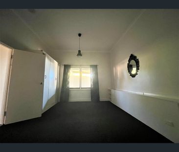 138 Swallow Street, Shepparton, Vic 3630 - Photo 5