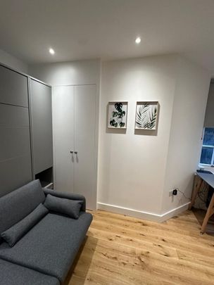 Studio Flat, Jenner House, WC1N - Photo 1