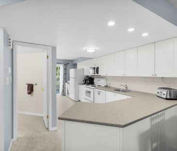 For Lease - 250 Cresthaven Drive Unit# 3, Barrhaven, Ontario - Photo 2