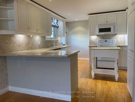 For Lease - 211 Chebucto Drive, Oakville, Ontario - Photo 3