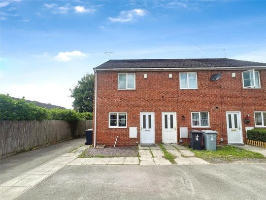 2 bedroom end of terrace house to rent - Photo 1