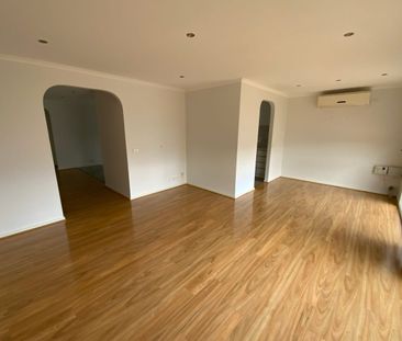 3 BEDROOM HOUSE WAITING FOR YOU - Photo 3